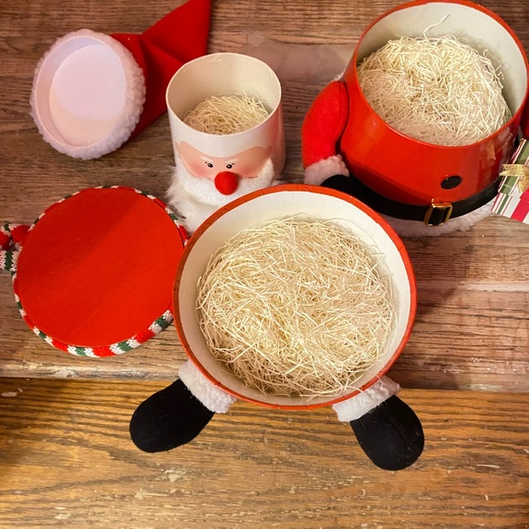 Harry & David 🎅🏼 Santa Clause 3 Tier Christmas Container Shelf Sitter Decor - Picture 4 of 7